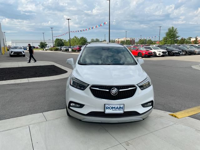 Certified 2018 Buick Encore Essence w/ Experience Buick Package FWD image 7