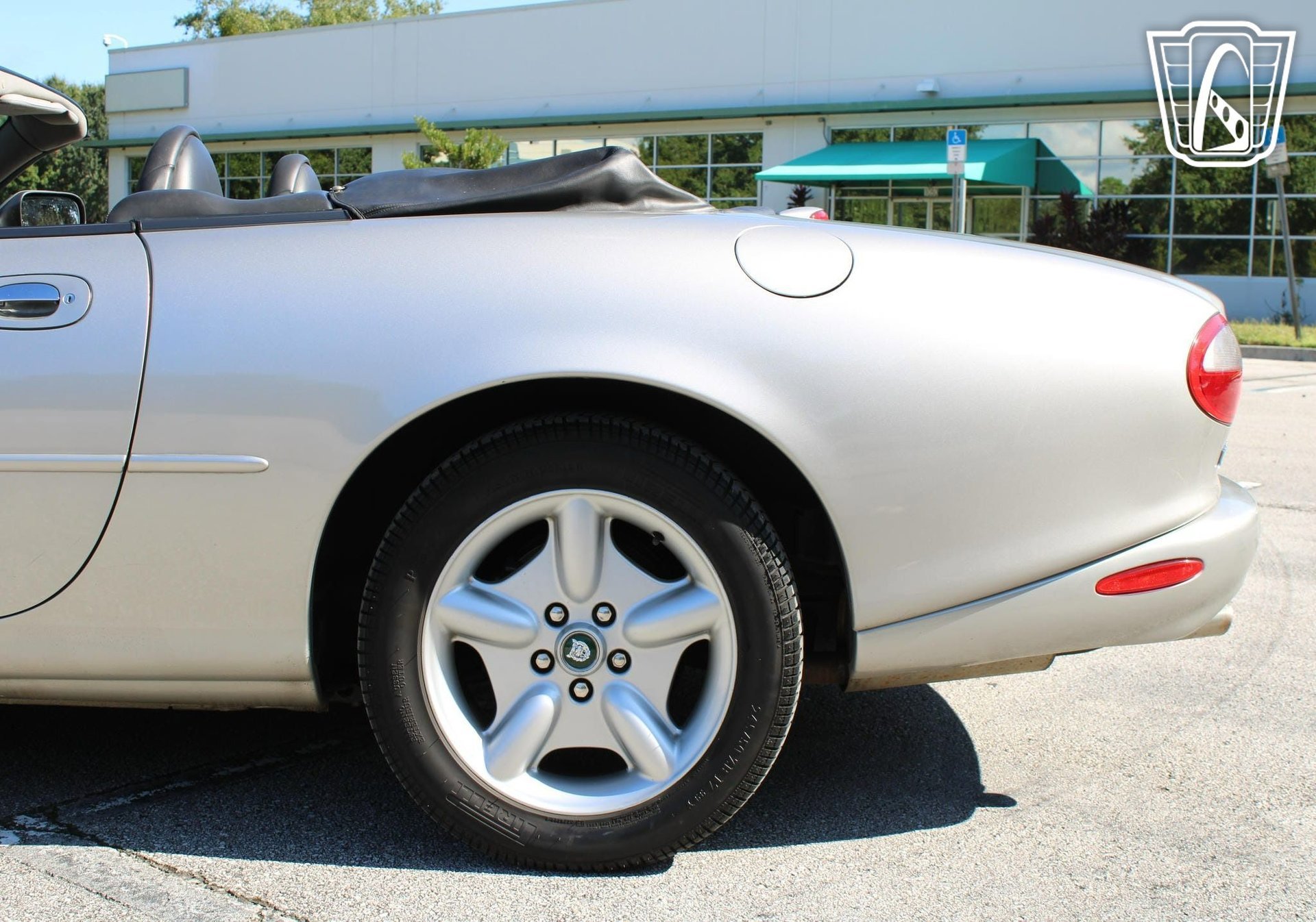Used 1999 Jaguar XK8 Convertible image 36