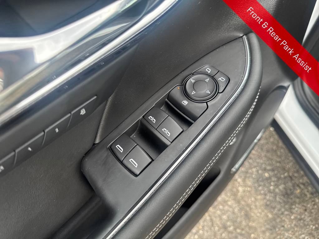 Used 2022 Buick Envision Essence w/ Technology Package I image 13