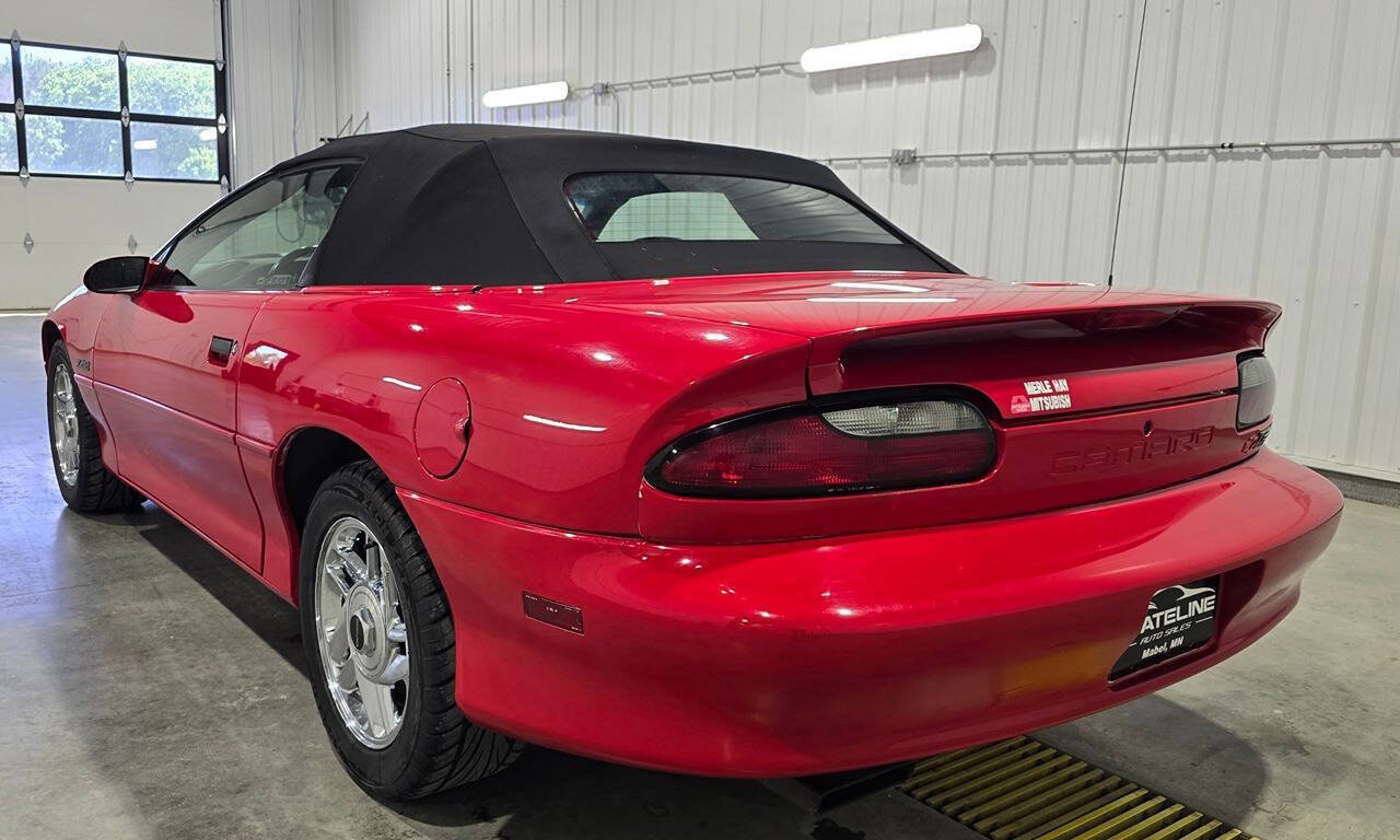 Used 1996 Chevrolet Camaro Z28 RWD image 7