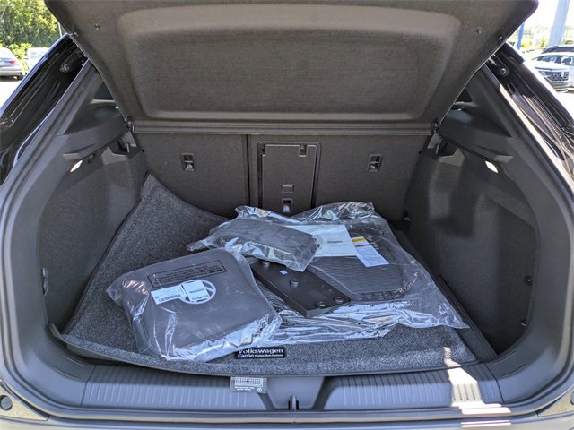 New 2025 Volkswagen ID.4 Pro S Plus image 13