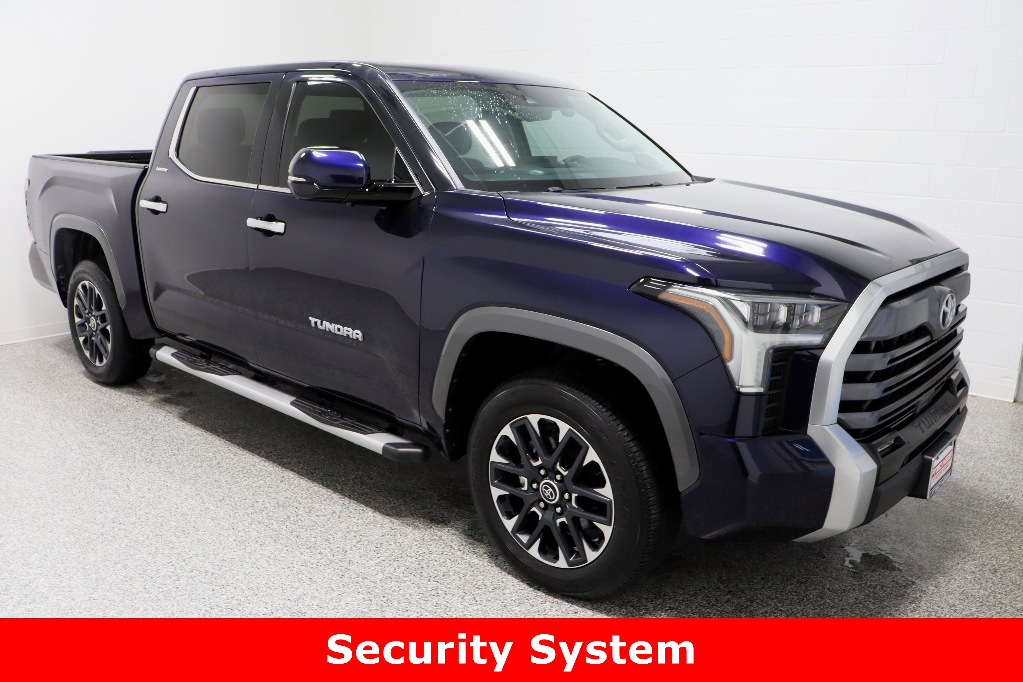 Used 2023 Toyota Tundra Limited image 4