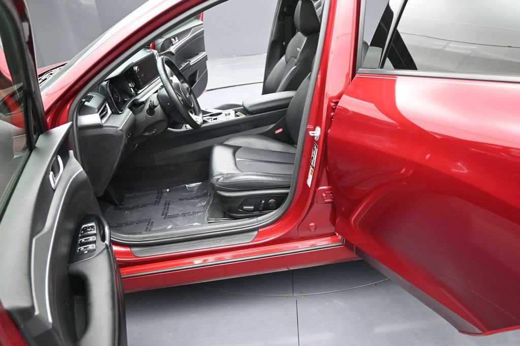 Used 2022 Kia K5 GT-Line w/ GT-Line FWD Premium Package image 12