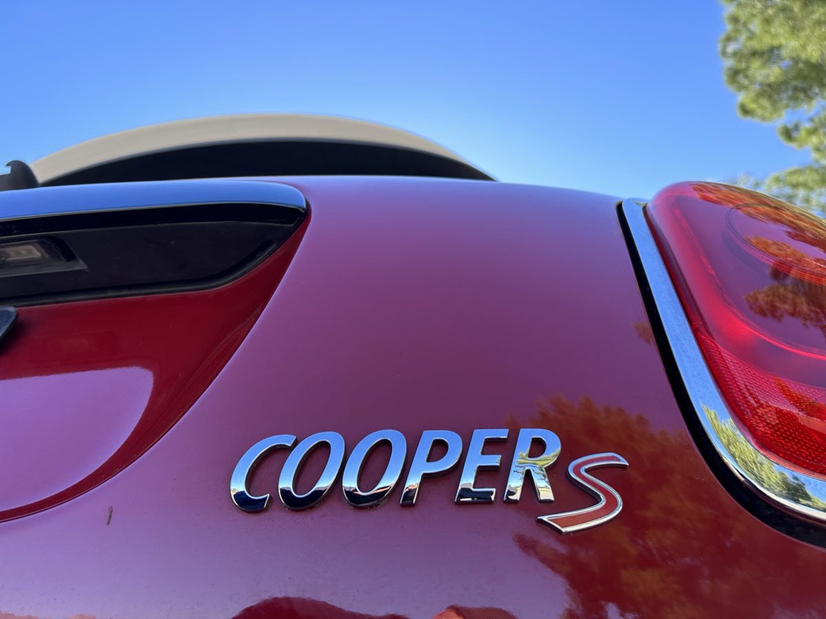 Used 2014 MINI Cooper S FWD image 9