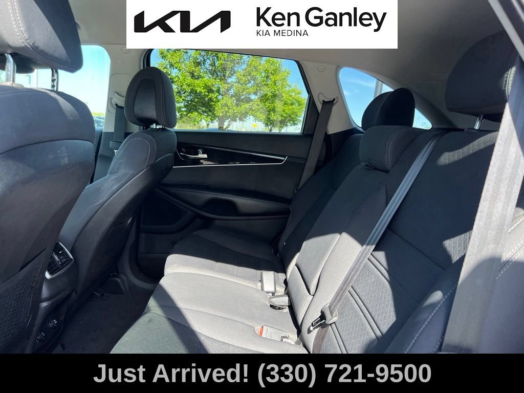 Used 2016 Kia Sorento FWD image 10
