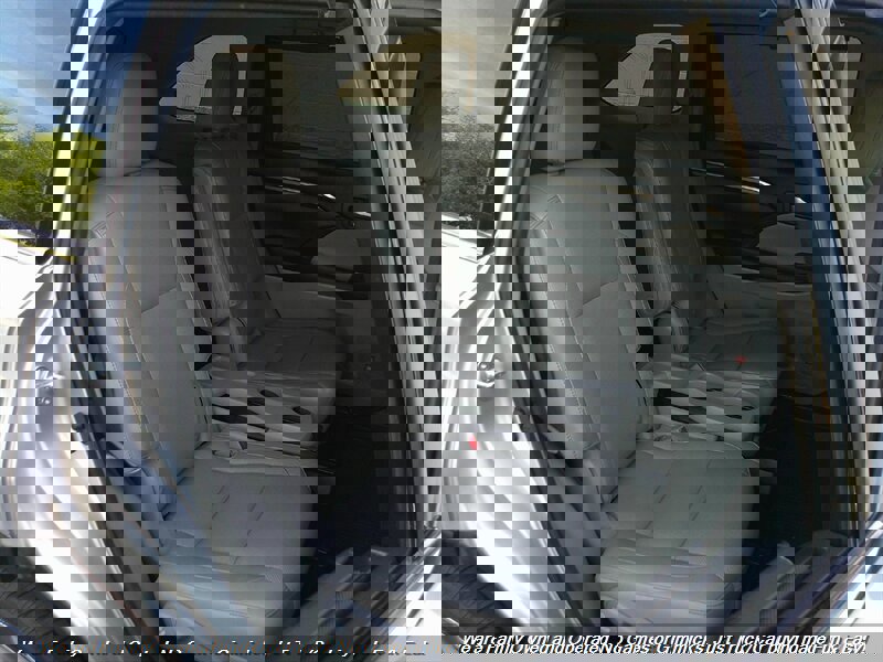 Used 2015 Toyota Highlander Limited image 26