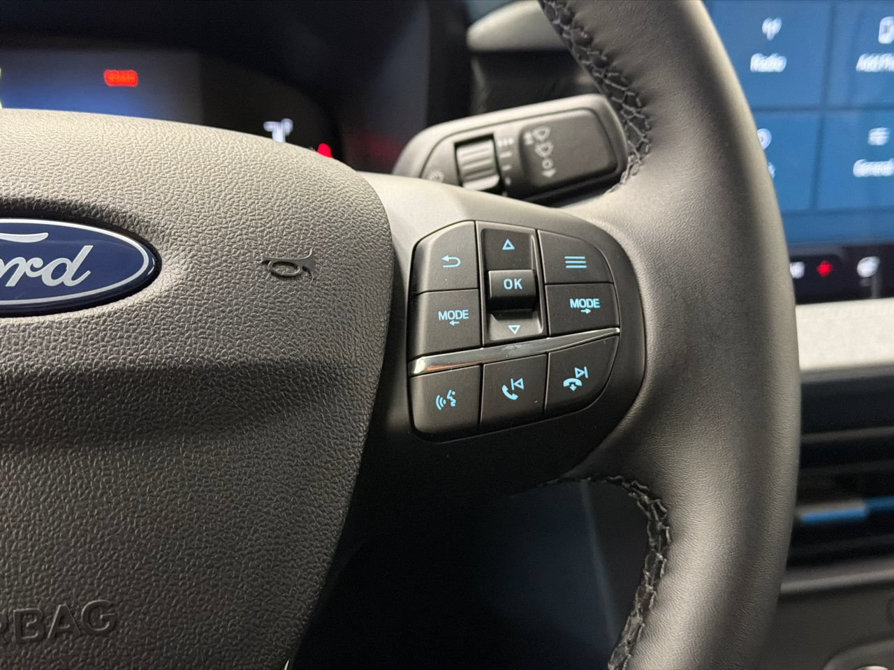 New 2026 Ford Maverick XLT w/ XLT Luxury Package FWD image 20