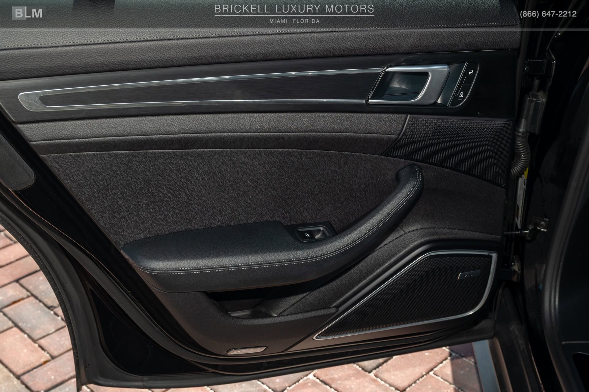 Used 2022 Porsche Panamera 4 Platinum Edition image 17