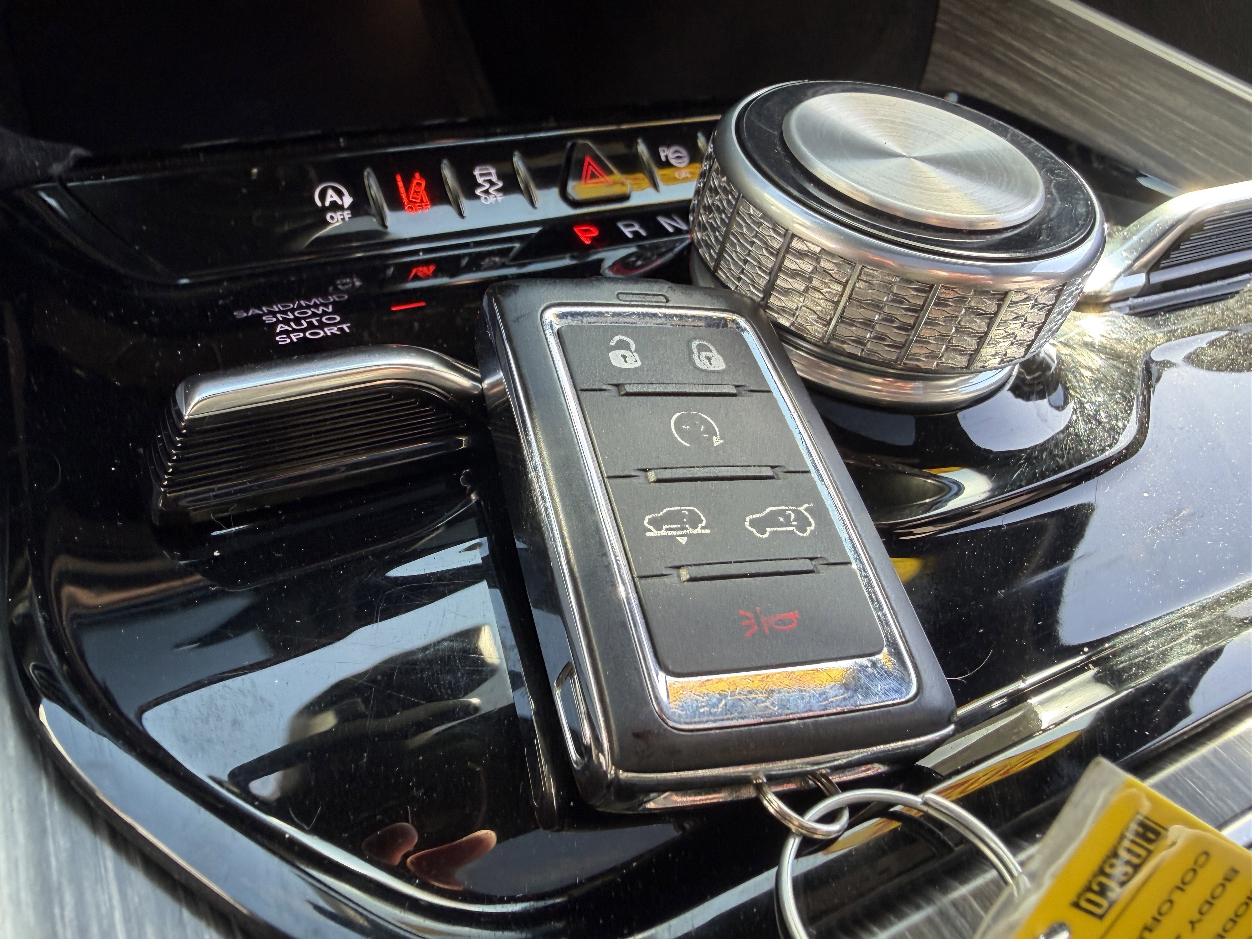 Used 2024 Jeep Wagoneer L Series III w/ Premium Group I image 52