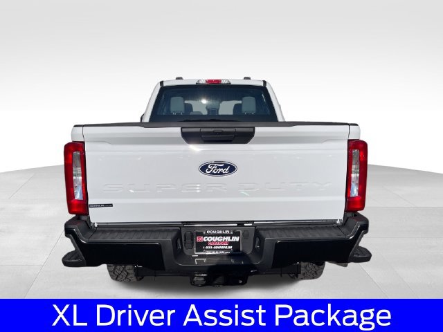 New 2027 Ford F250 XL w/ XL Off-Road 35" Tire Pakckage AWD/4WD image 4