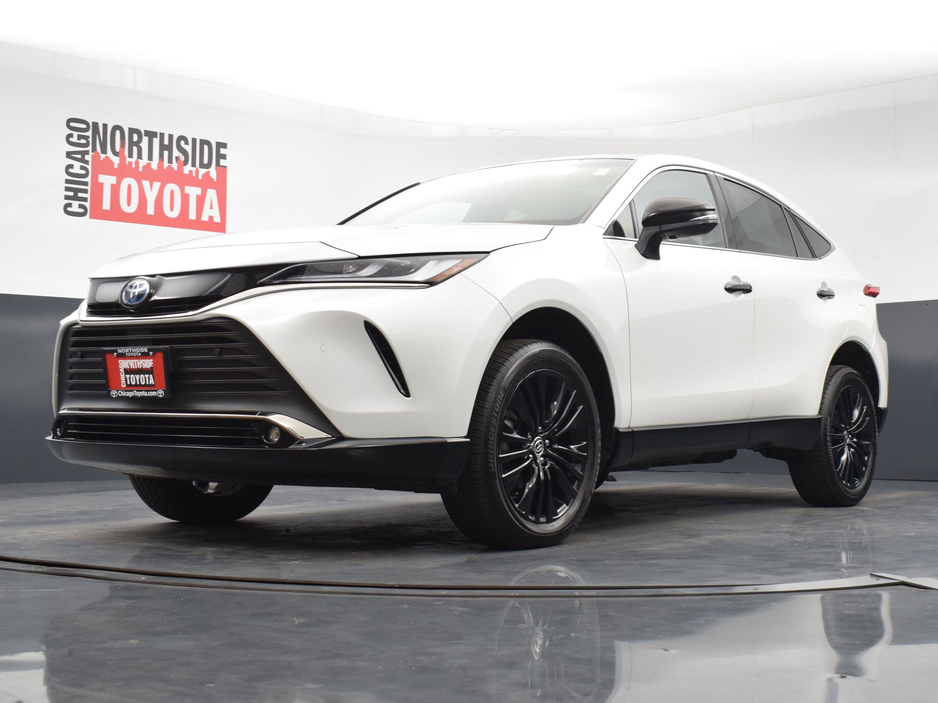 Used 2023 Toyota Venza Nightshade AWD/4WD image 37