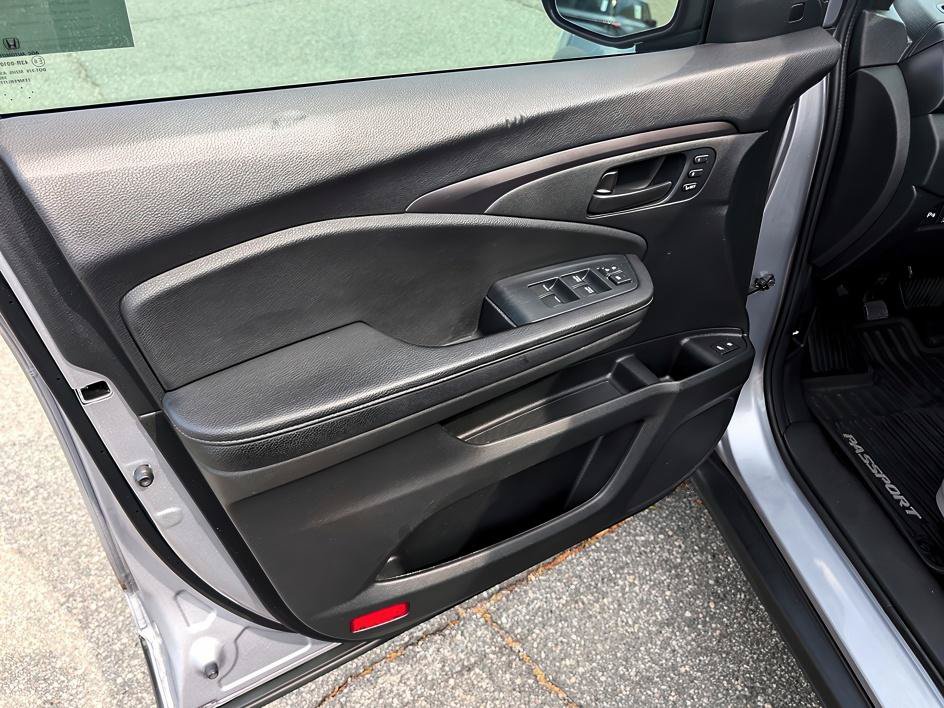 Used 2022 Honda Passport EX-L image 16