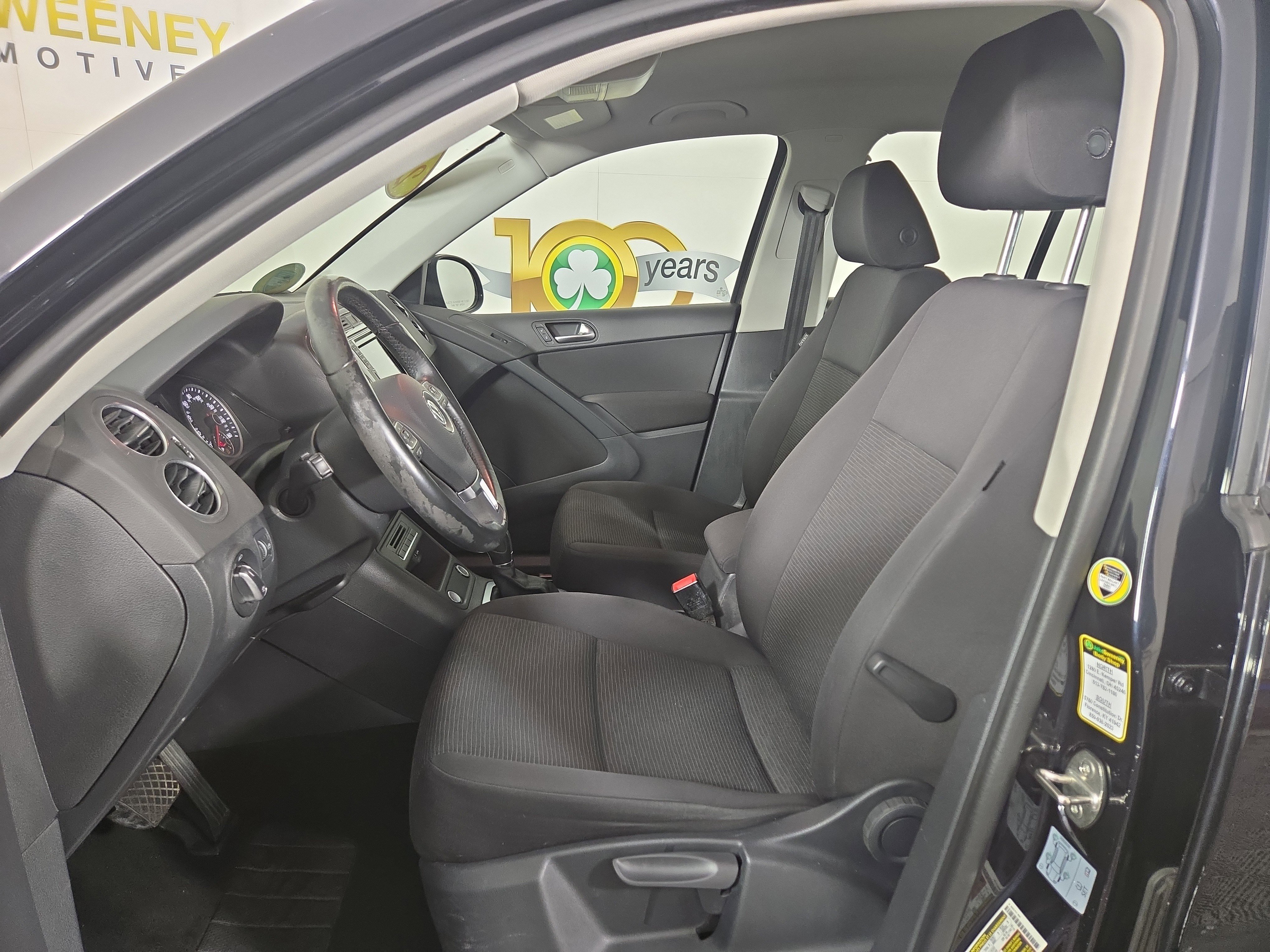 Used 2017 Volkswagen Tiguan Limited w/ Premium Package image 11