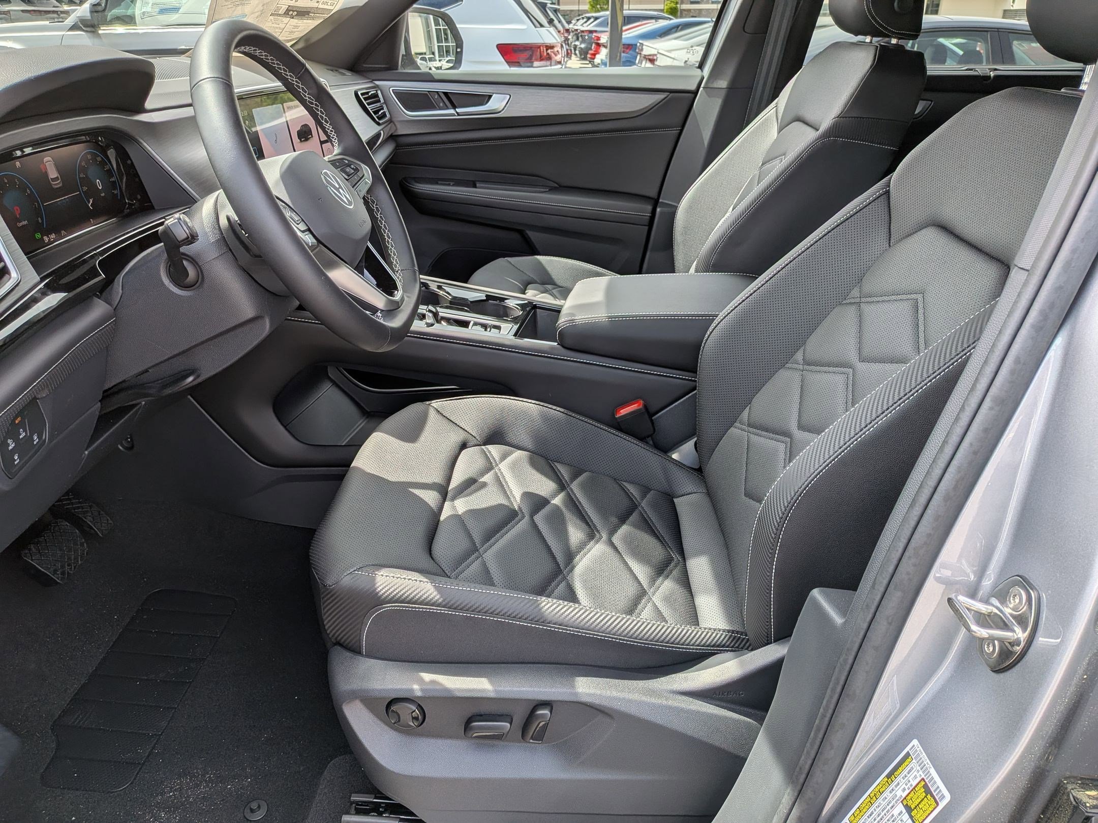 New 2026 Volkswagen Atlas Cross Sport SE AWD/4WD image 14
