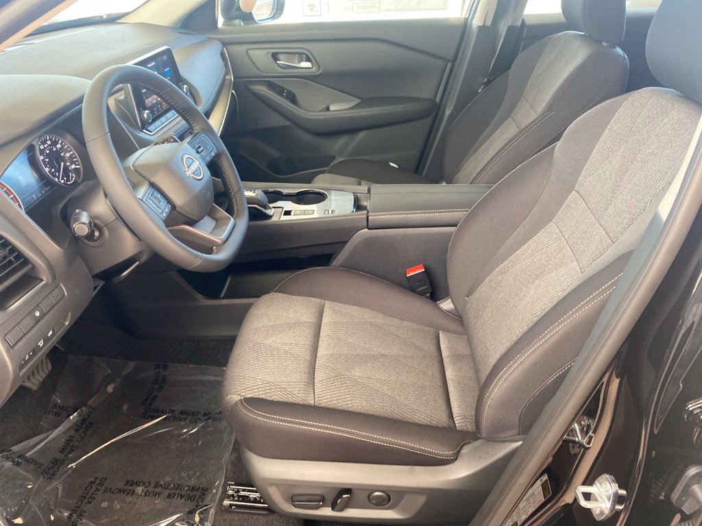 New 2026 Nissan Rogue SV FWD image 20