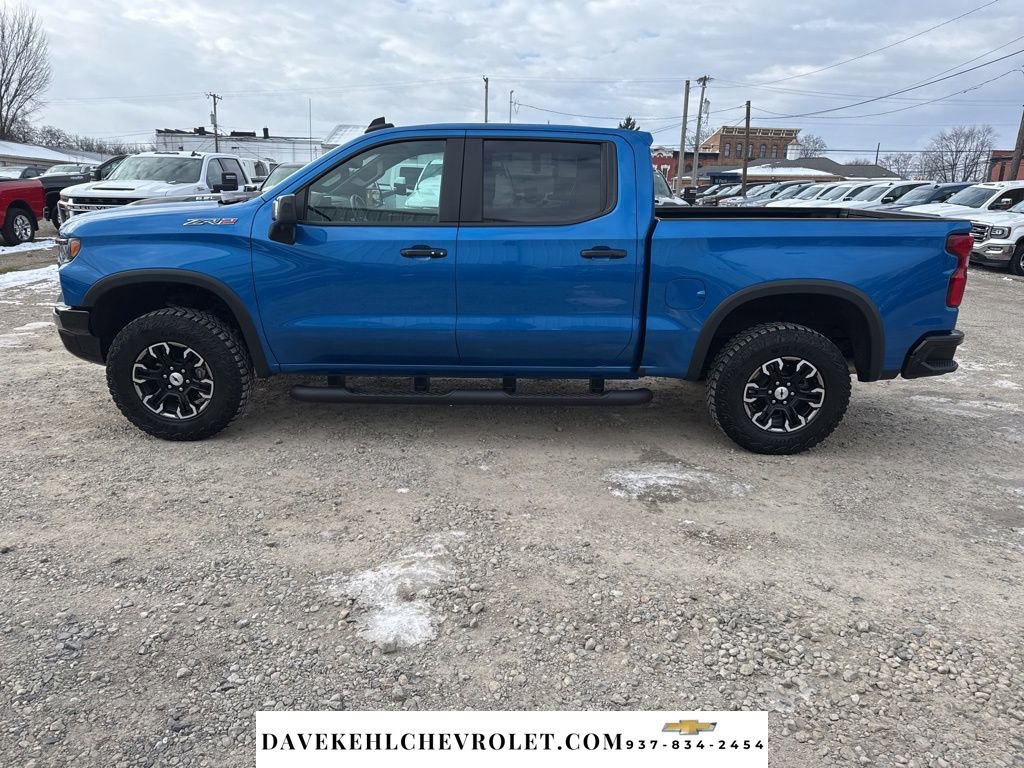 Used 2022 Chevrolet Silverado 1500 ZR2 w/ Technology Package image 2
