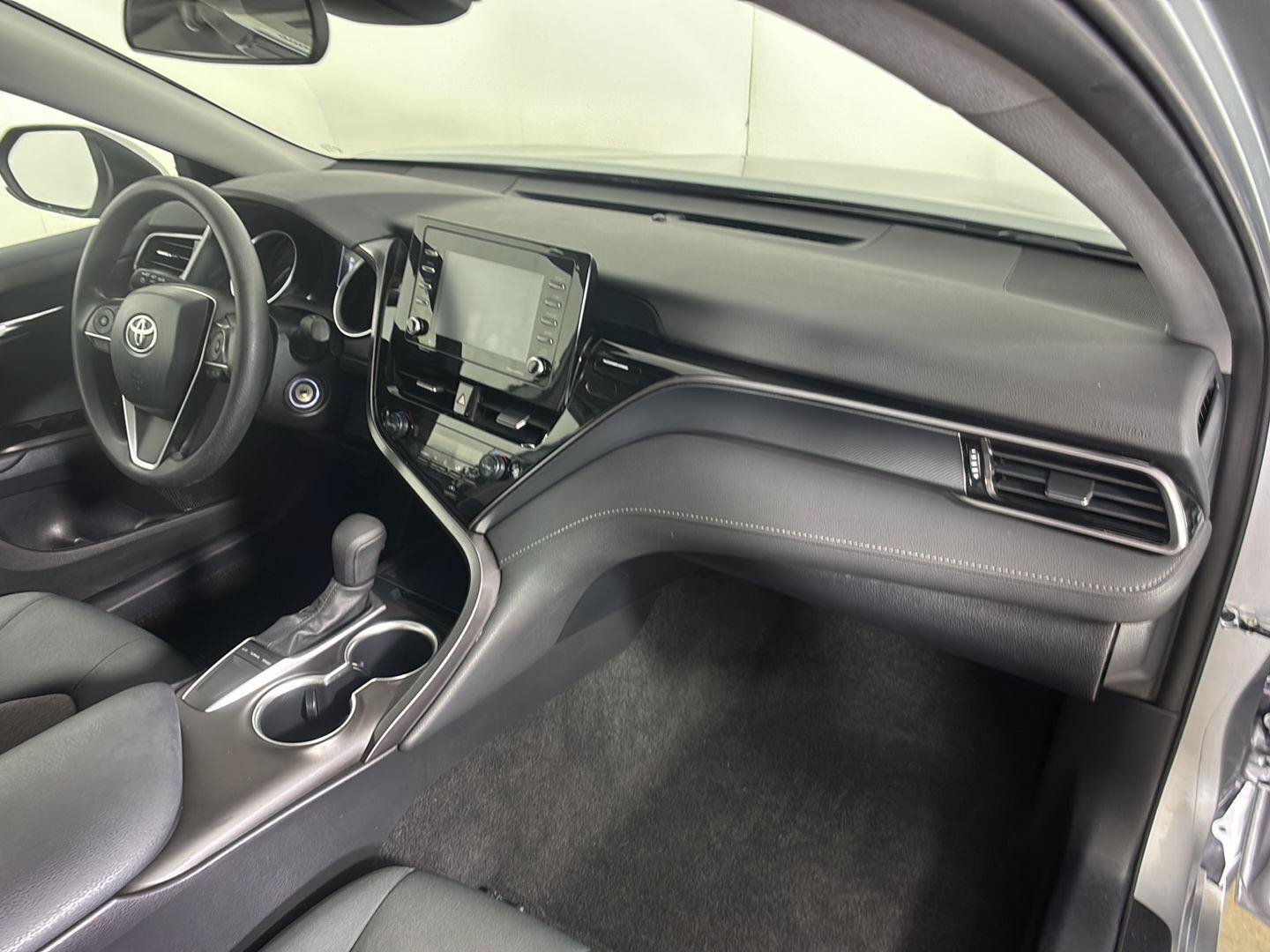 Used 2023 Toyota Camry LE FWD image 22