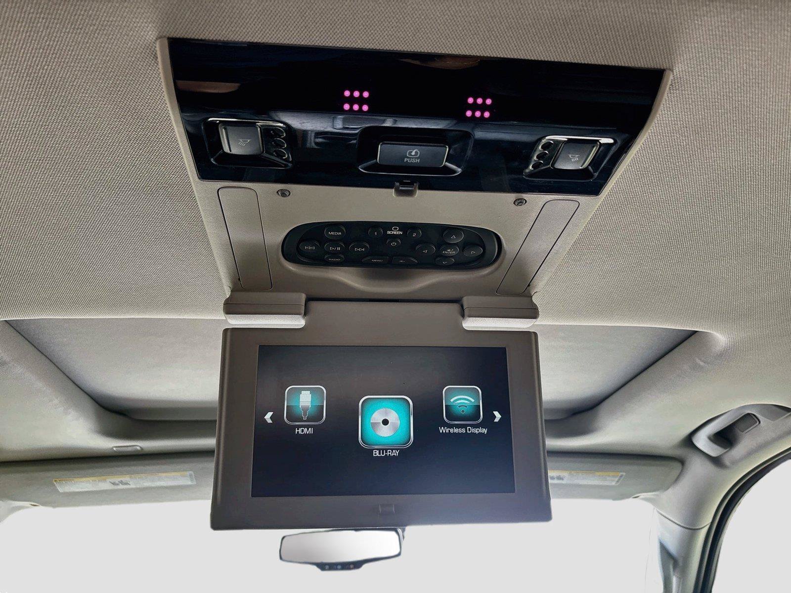 Used 2018 Chevrolet Tahoe Premier AWD/4WD image 23