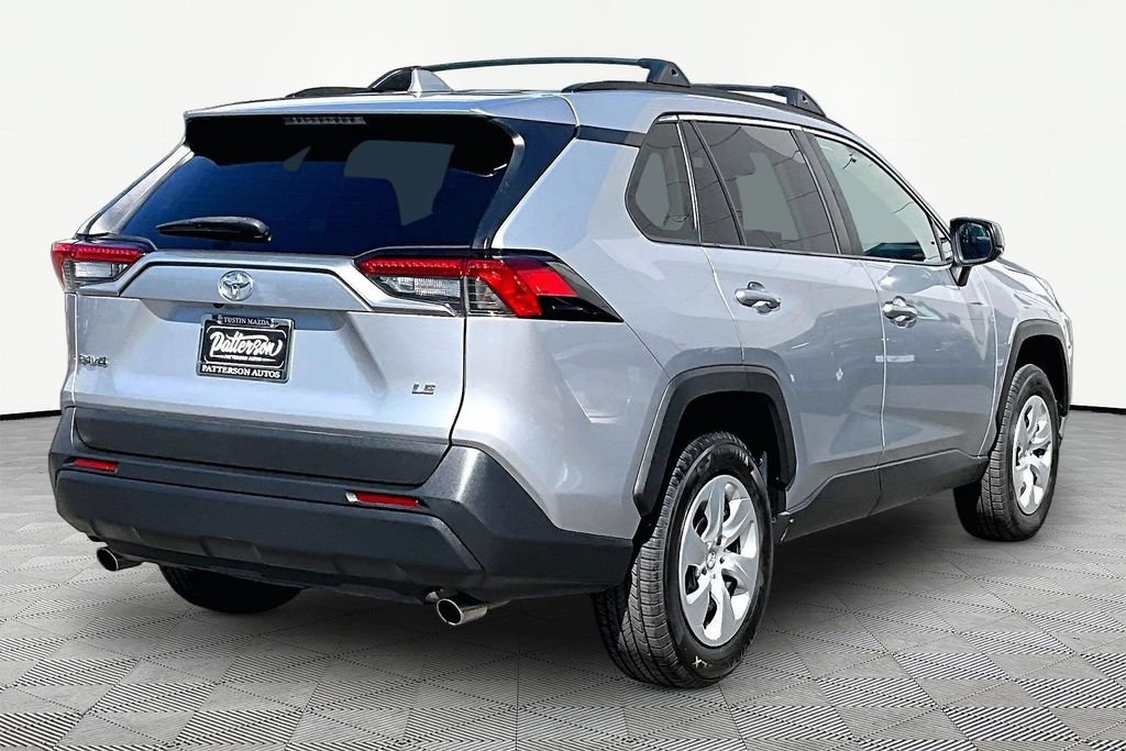 Used 2020 Toyota RAV4 LE w/ All Weather Liner Package FWD image 2