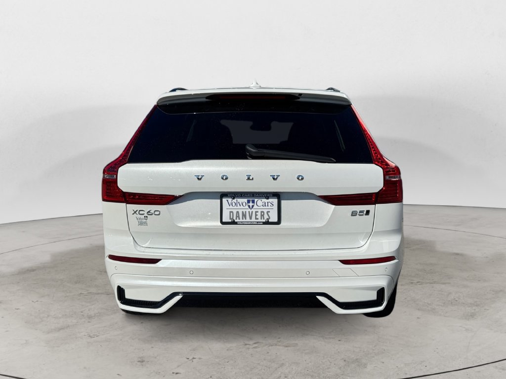 Certified 2024 Volvo XC60 B5 Core w/ Protection Package Premier AWD/4WD image 5