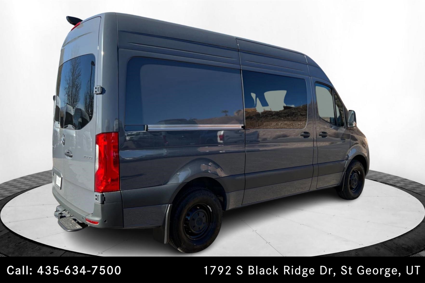 Used 2025 Mercedes-Benz Sprinter 2500 image 5