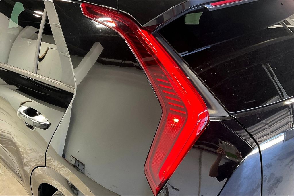 Used 2023 Kia Niro Wave image 38