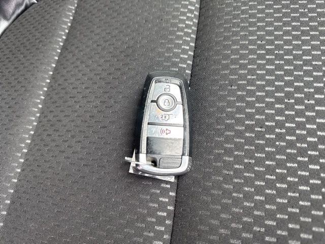 Used 2025 Ford Escape ST-Line FWD image 5