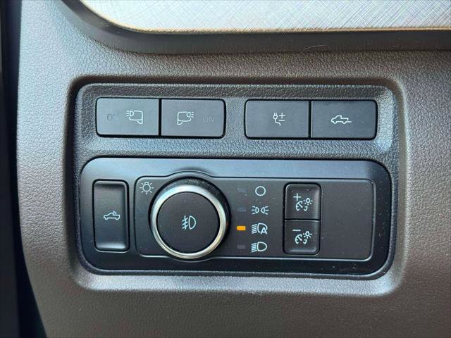 Used 2024 Ford F350 King Ranch w/ FX4 Off-Road Package AWD/4WD image 22