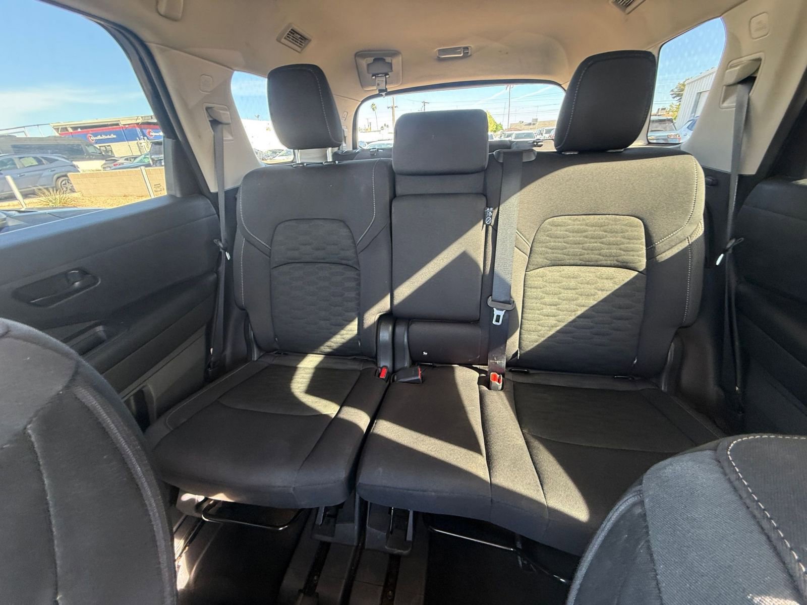 Used 2025 Nissan Pathfinder SV image 40