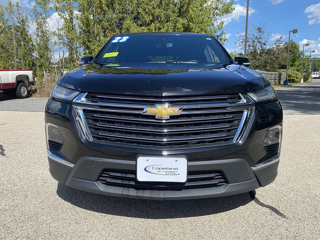Used 2023 Chevrolet Traverse LT w/ LPO, Floor Liner Package AWD/4WD image 3
