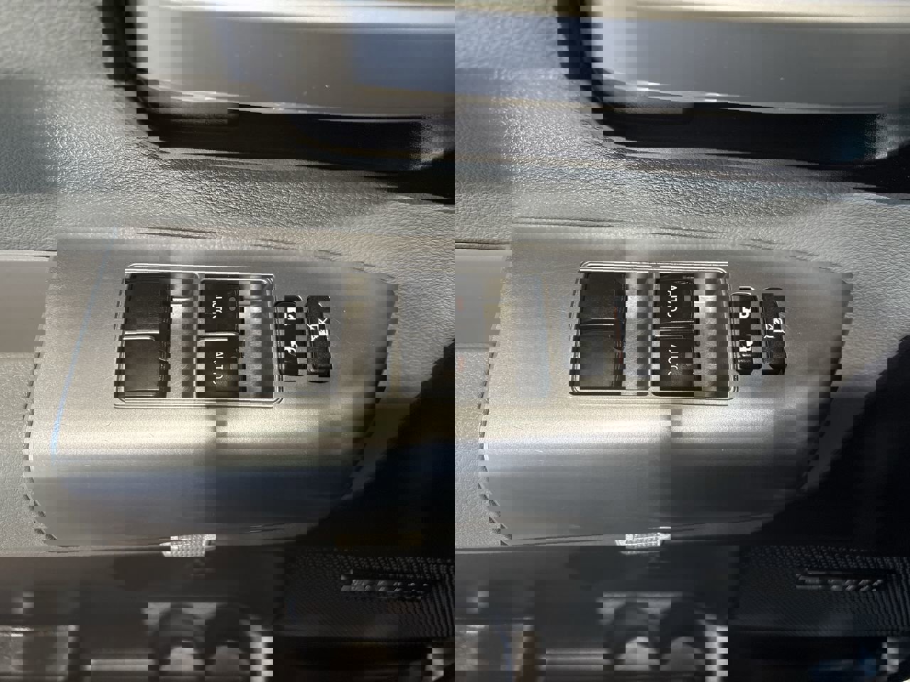 Used 2018 Toyota Sequoia Limited w/ Safety & Convenience Package image 13