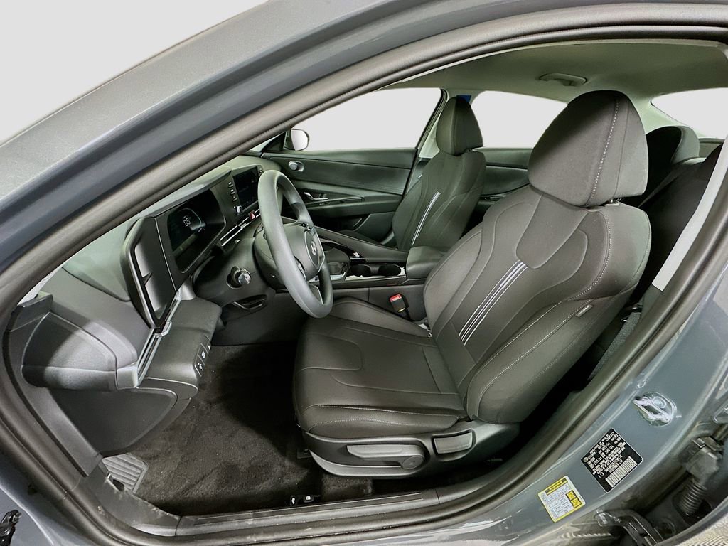 New 2026 Hyundai Elantra Blue image 15