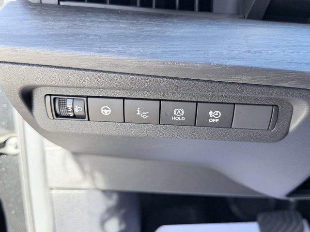 Used 2023 Nissan Ariya FWD image 20