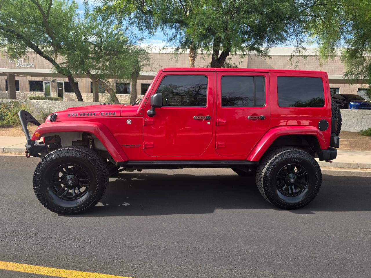 Used 2016 Jeep Wrangler Unlimited Rubicon AWD/4WD image 8