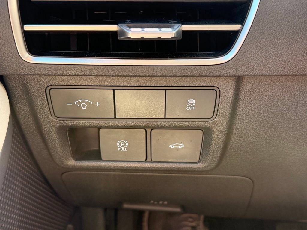 Certified 2024 Hyundai Sonata SEL FWD image 28