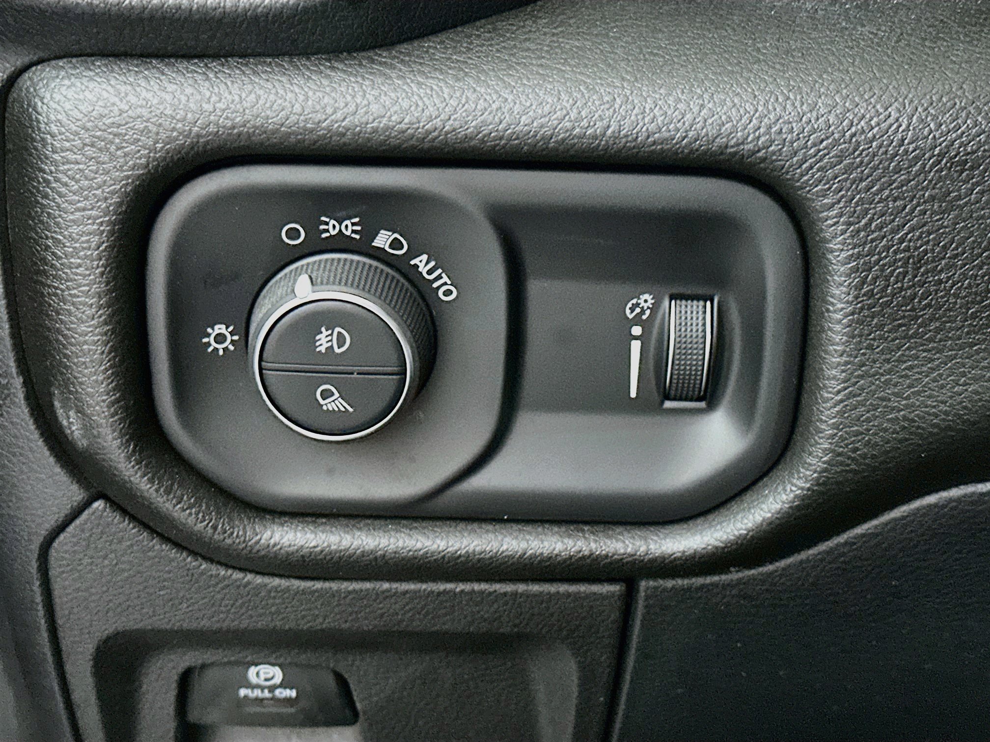 Used 2025 RAM 1500 Tradesman w/ Night Edition RWD image 17