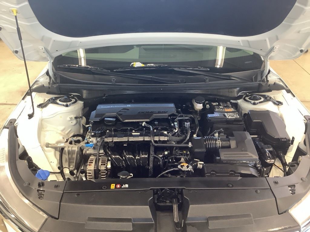 Certified 2025 Kia K4 LXS FWD image 16