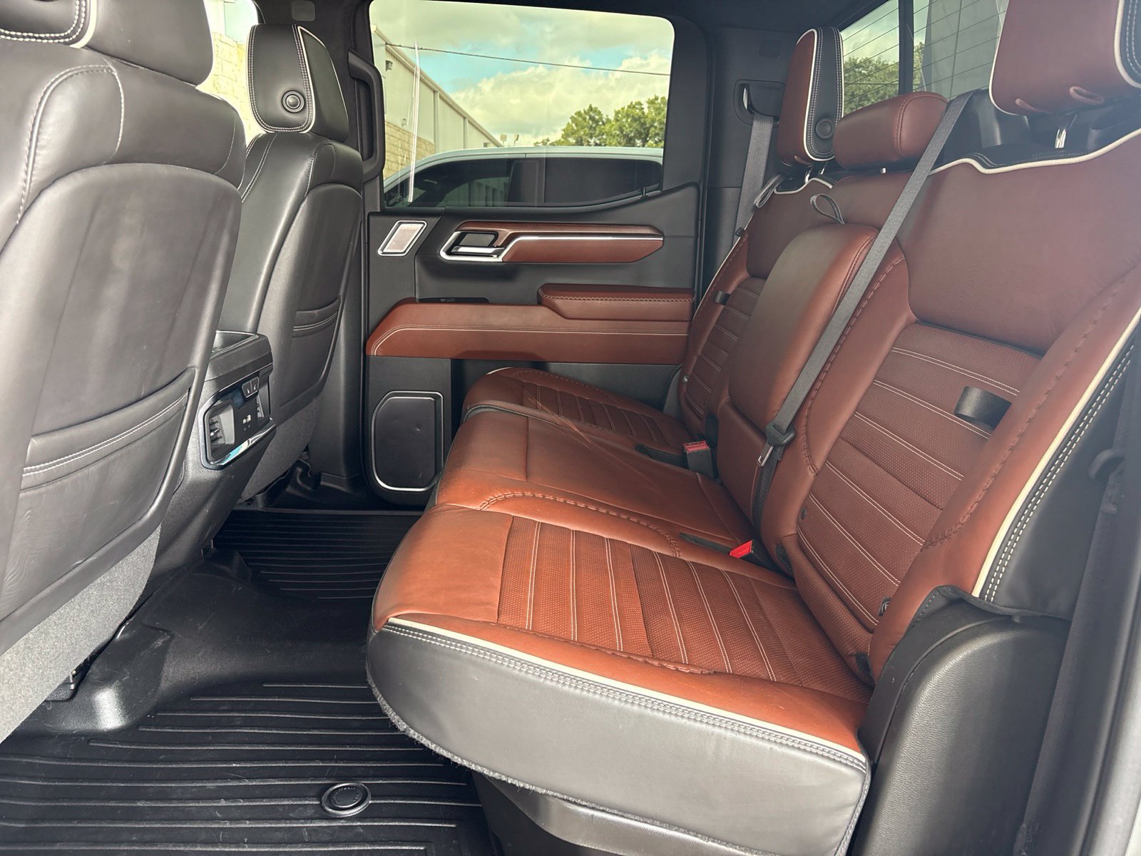 Used 2023 GMC Sierra 1500 Denali Ultimate AWD/4WD image 19