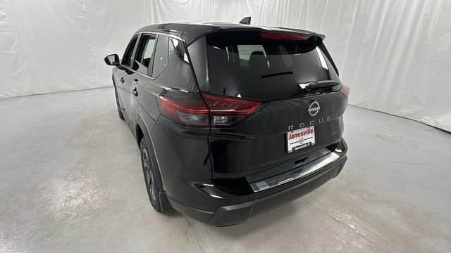 New 2026 Nissan Rogue SV AWD/4WD image 5