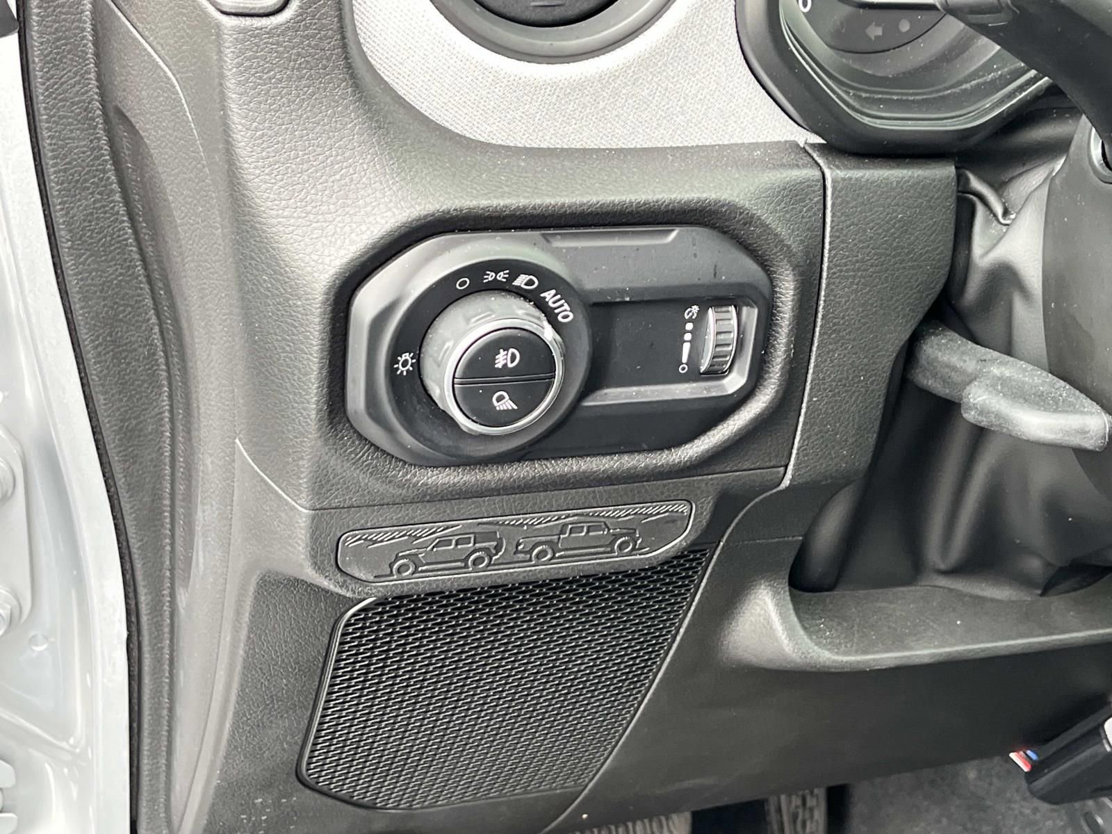Used 2024 Jeep Gladiator Sport AWD/4WD image 26