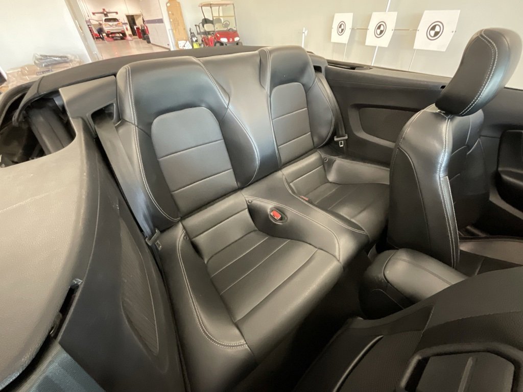 Used 2021 Ford Mustang Premium image 19