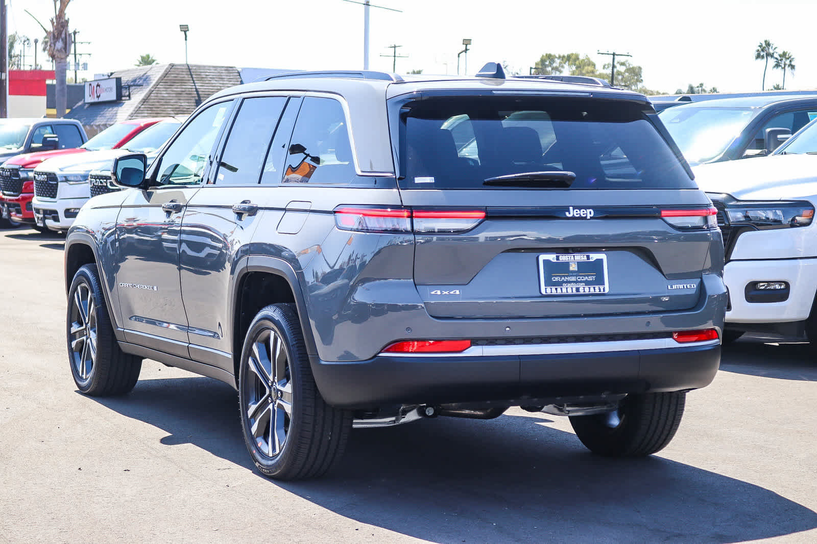 New 2027 Jeep Grand Cherokee Limited AWD/4WD image 6