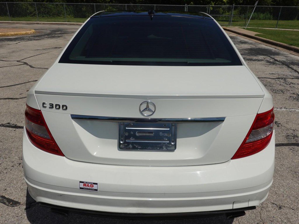 Used 2011 Mercedes-Benz C 300 Sedan image 6