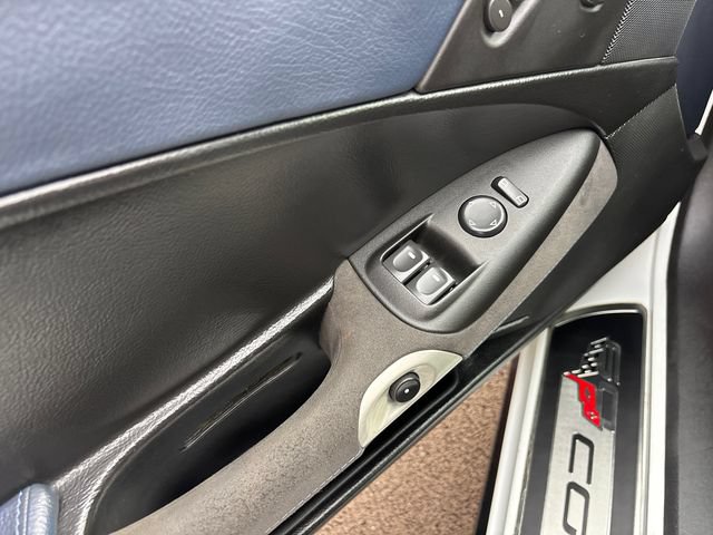 Used 2013 Chevrolet Corvette 427 w/ 1SC Preferred Equipment Group RWD image 11
