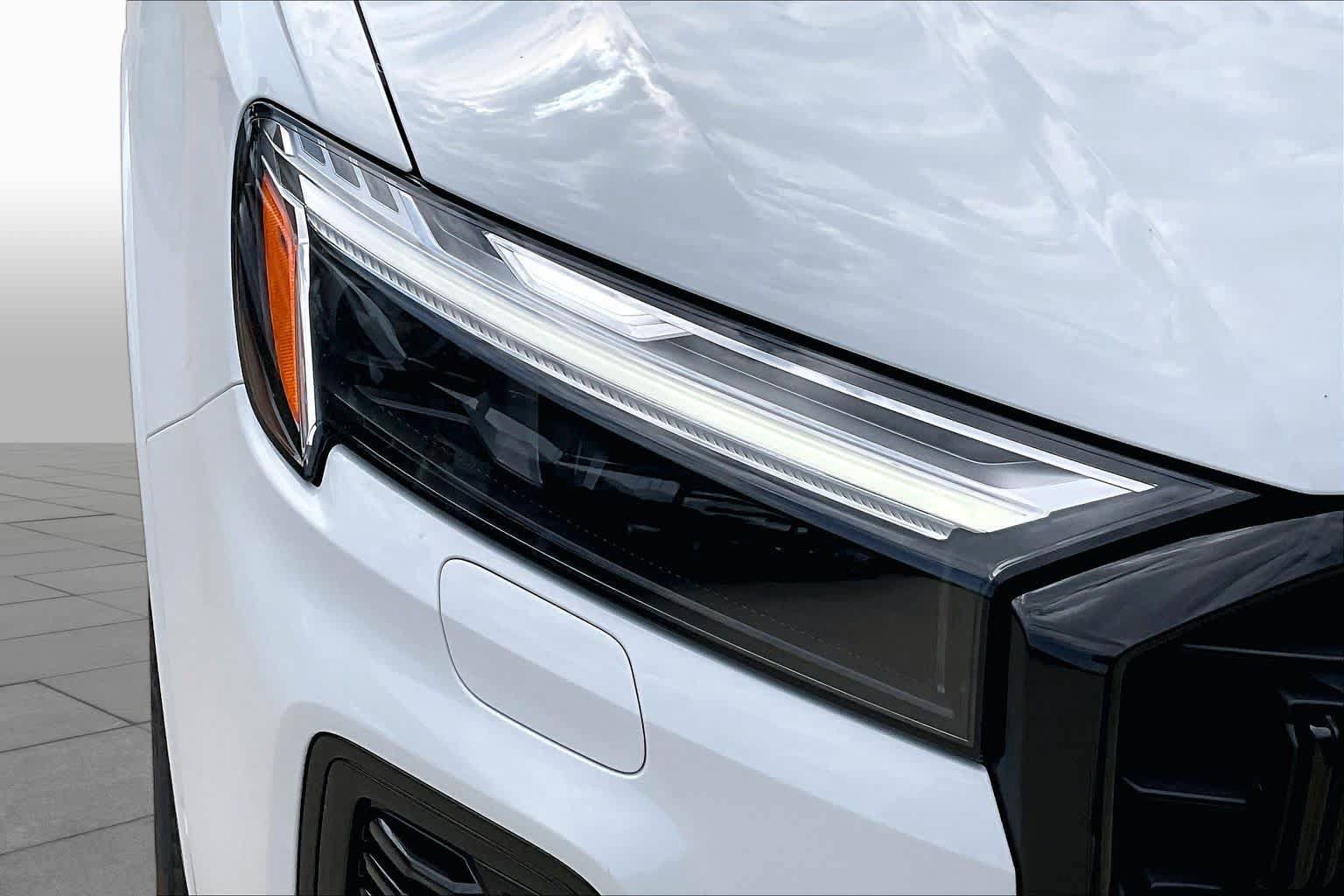 New 2026 Audi Q7 2.0T Premium AWD/4WD image 13