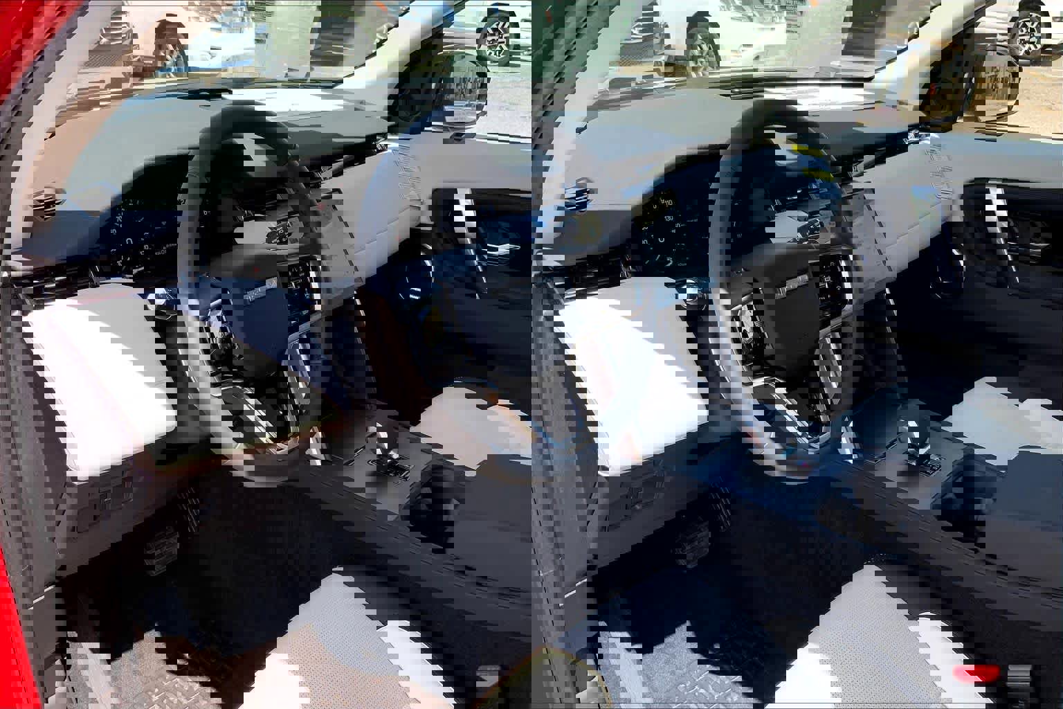 New 2025 Land Rover Discovery Sport S image 8