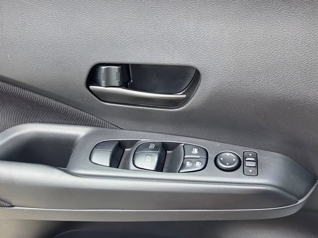 Used 2025 Nissan Kicks Play S FWD image 29