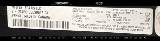 Used 2025 Chrysler Pacifica Limited FWD image 30