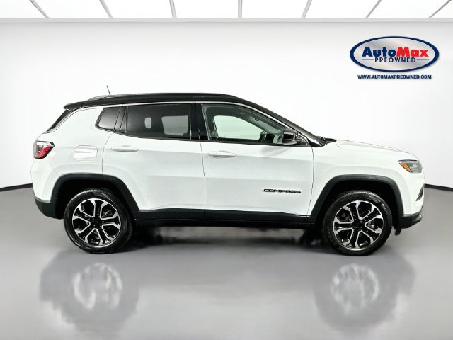 Used 2023 Jeep Compass Limited w/ Sun and Sound Group AWD/4WD image 10