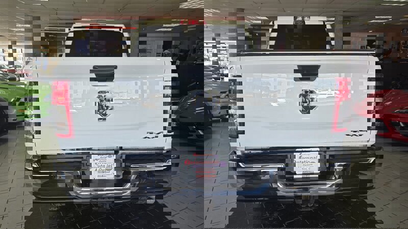 Used 2023 RAM 2500 Tradesman w/ Chrome Appearance Group image 7